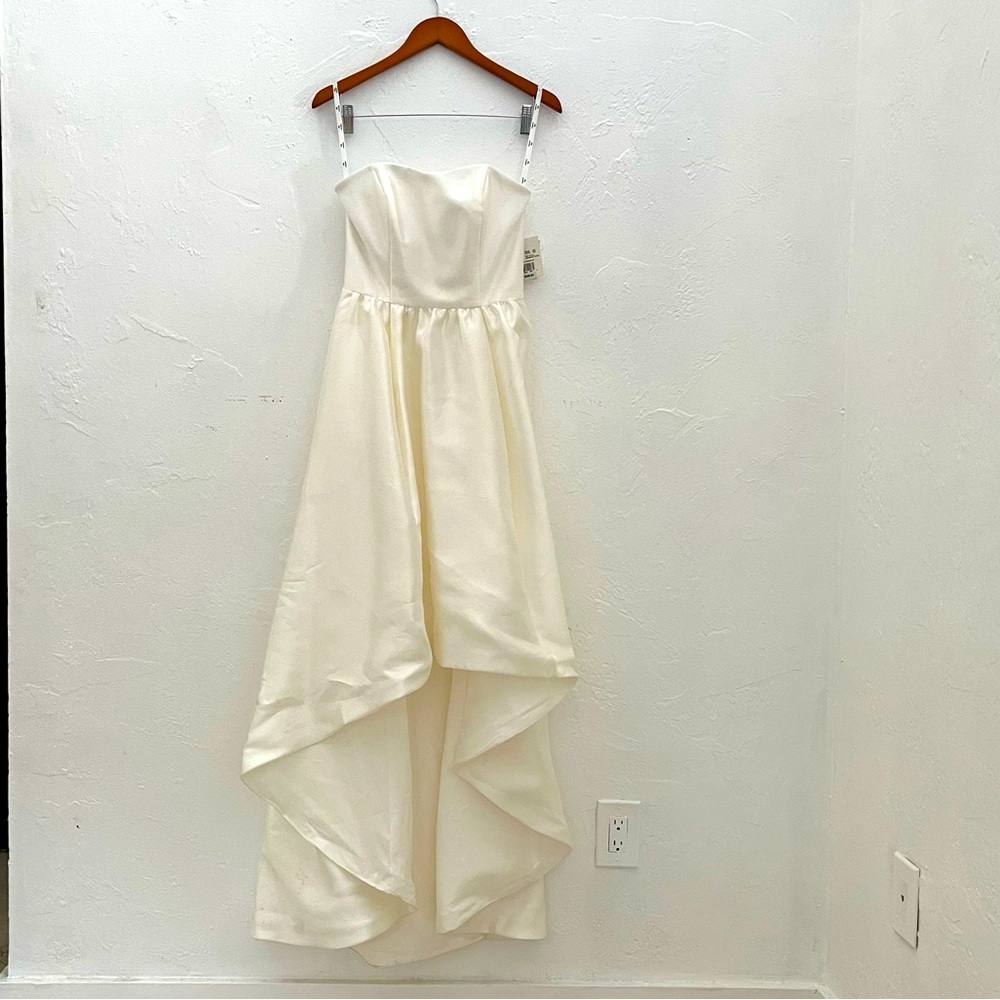 Ivory Wedding Dress David’s Bridal never worn